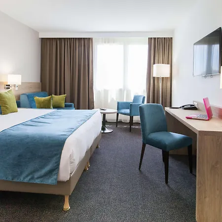 Quality Bordeaux Hotell 3*