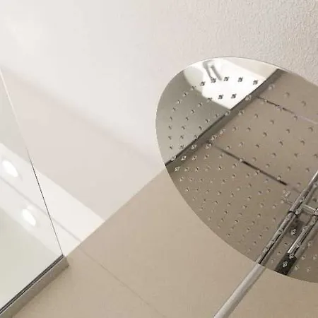 Quality Bordeaux Hotell 3*